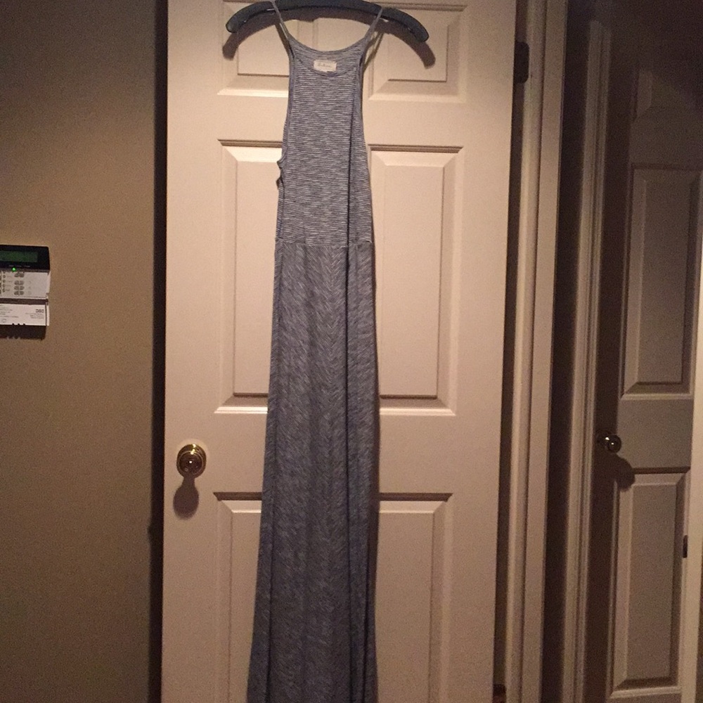 NWOT Lou and Grey Gray/White Striped Maxi. Small